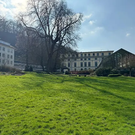 Castel De Pont-a-lesse 3* دينانت