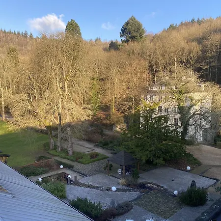 Castel De Pont-a-lesse دينانت