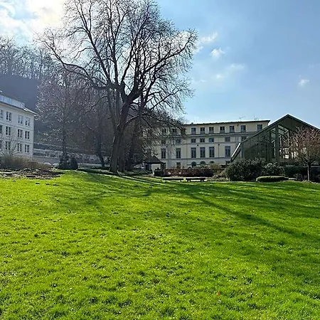Castel De Pont-a-lesse دينانت