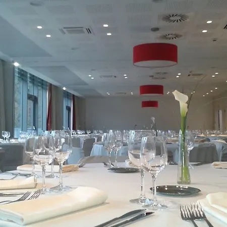 Hotel Castel De Pont-a-lesse