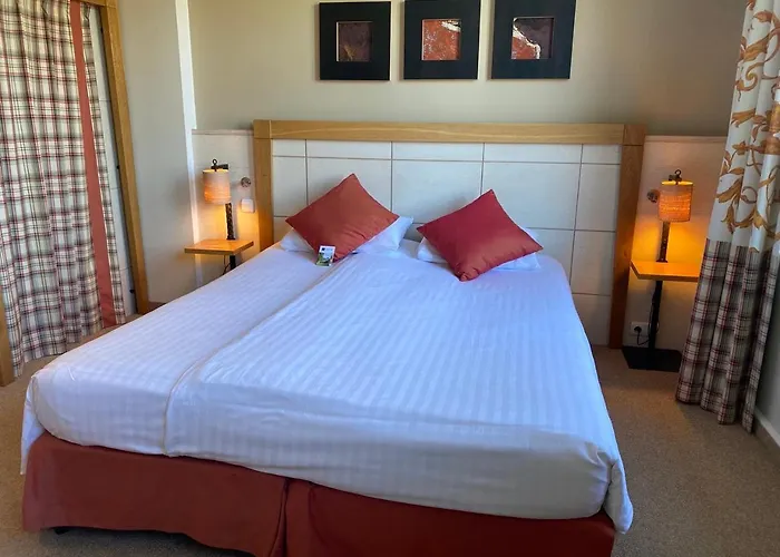 Castel De Pont-a-lesse Hotel