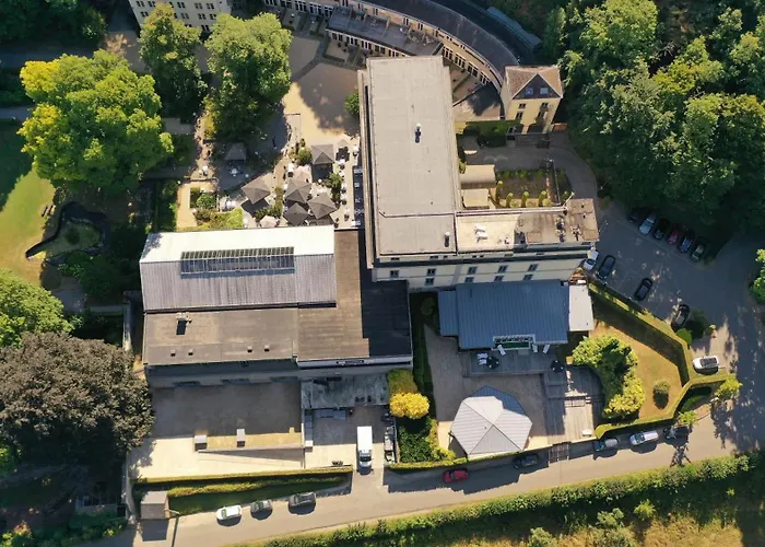 Castel De Pont-a-lesse 3*