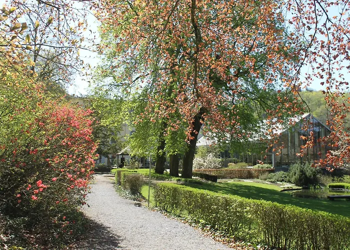 Hotel Castel De Pont-a-lesse 3*